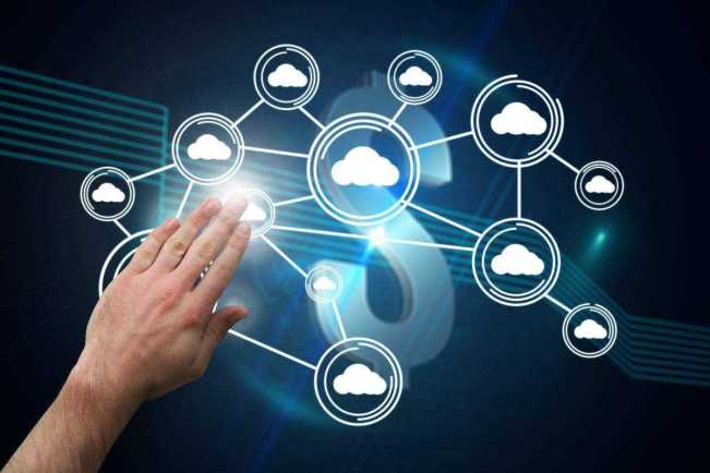 当云巨头集体减脂增肌