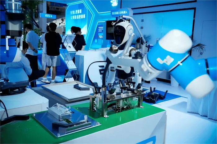 部分指标的基线表现反而优于依赖自愿披露的西方同行