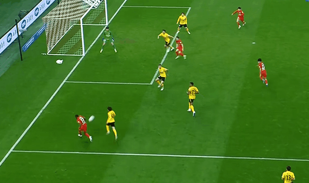 上海海港客场大胜青岛西海岸 武磊双响助球队摆