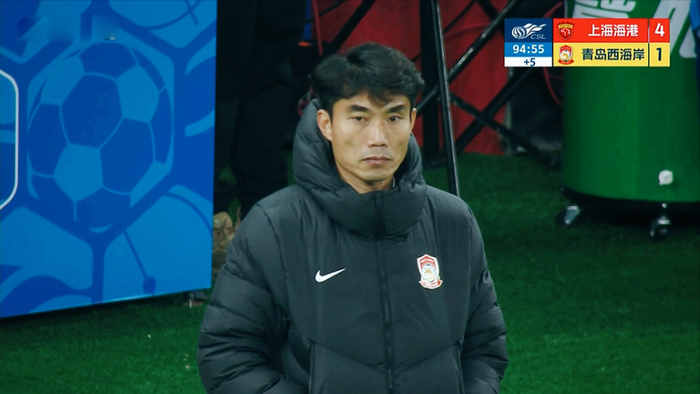 上海海港客场大胜青岛西海岸 武磊双响助球队摆