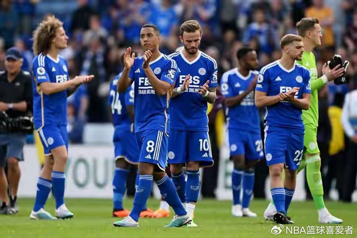 热刺保级边缘引热议 重温英超豪门崩盘史