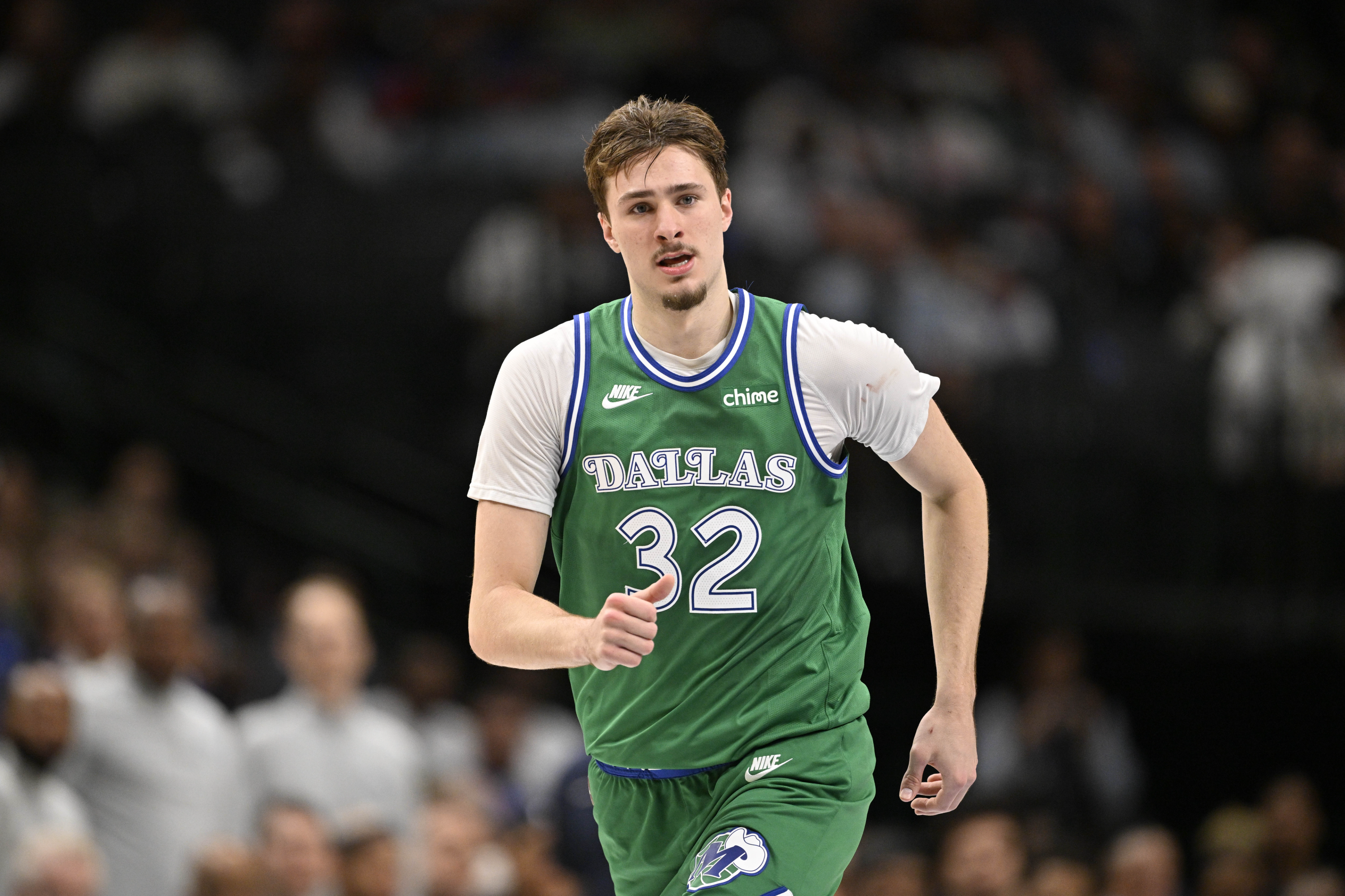 快船力克独行侠伦纳德砍34分弗拉格25分助球队取