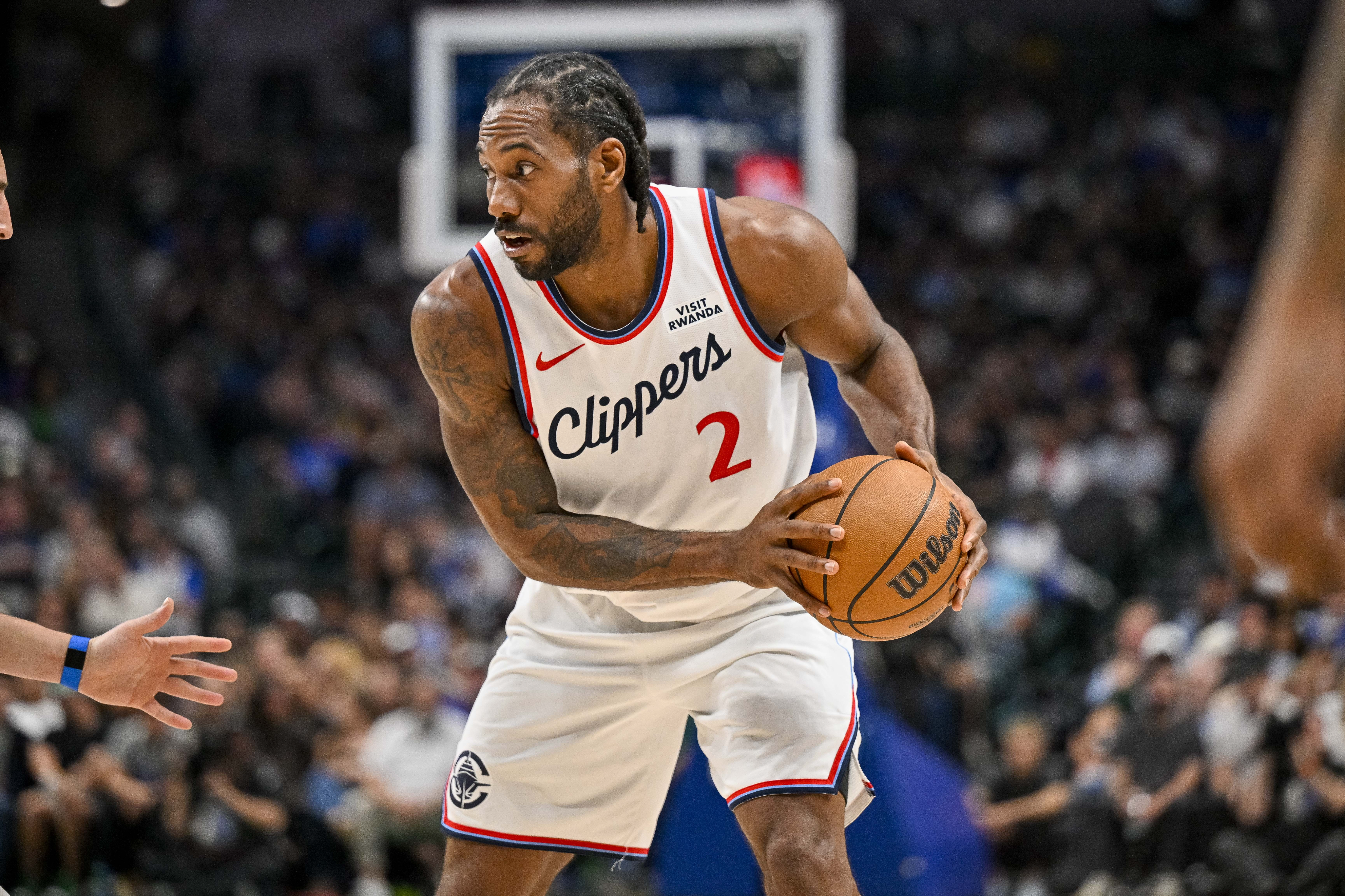 快船力克独行侠伦纳德砍34分弗拉格25分助球队取