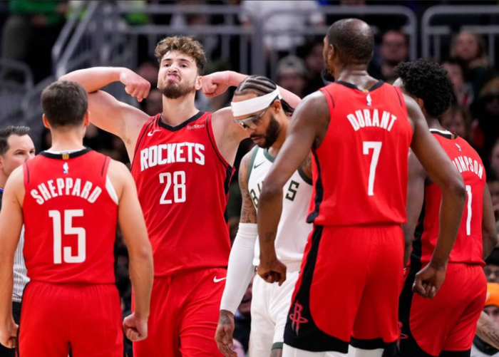 火箭队给戴维森两年合同却未重用引热议